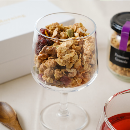 【12月限定・個数限定】アップルシナモングラノーラ【ギフト用箱入り】